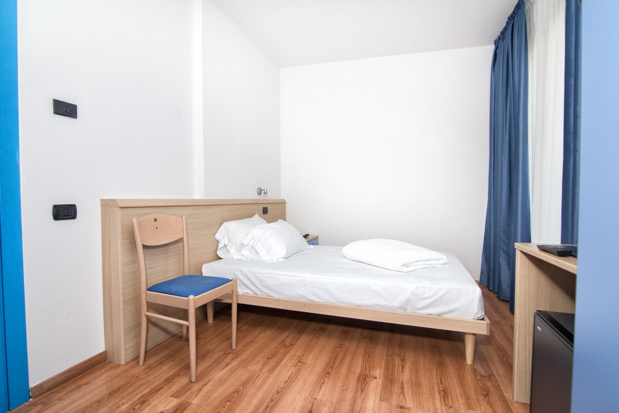 Hi Hotels Riva Del Garda Bagian luar foto