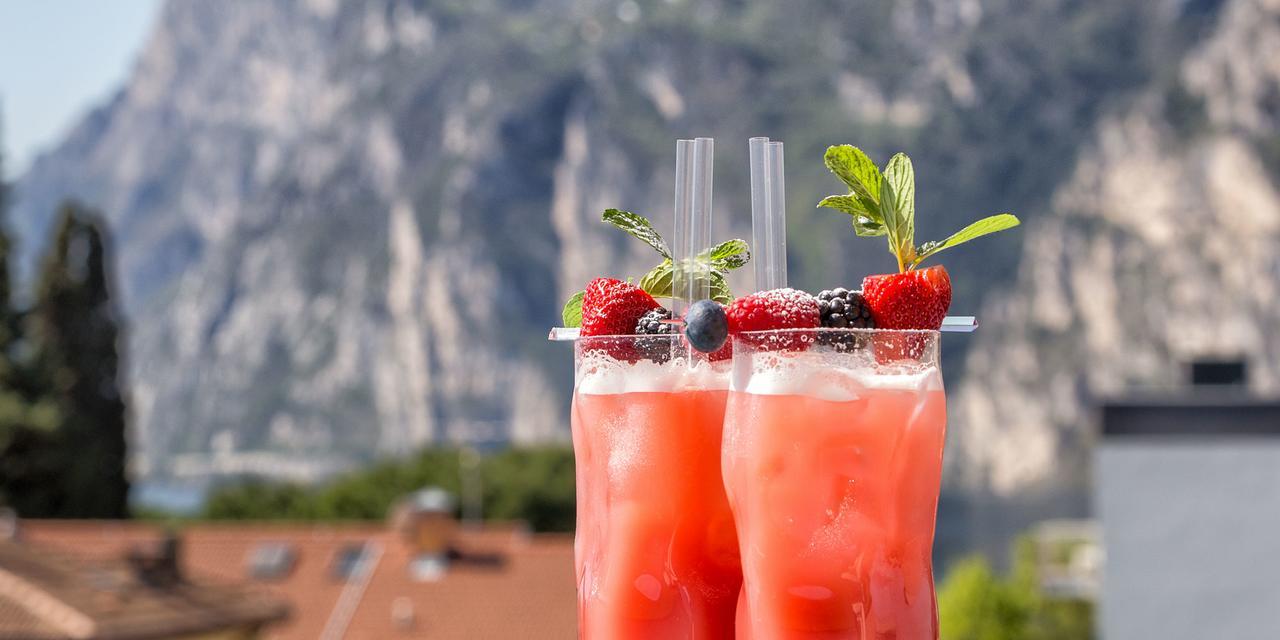Hi Hotels Riva Del Garda Bagian luar foto